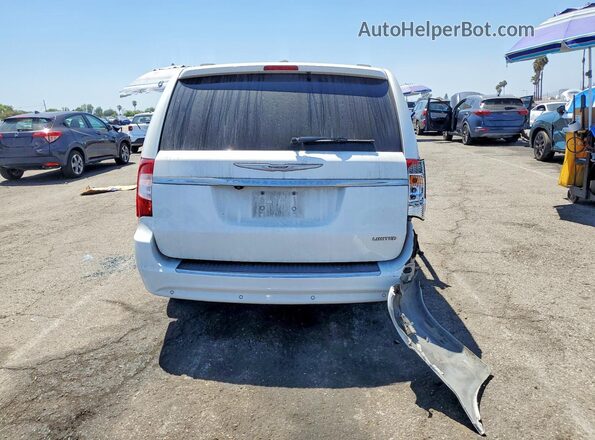 2C4RC1GG4GR200600 2016 CHRYSLER TOWN White Вид ззаду