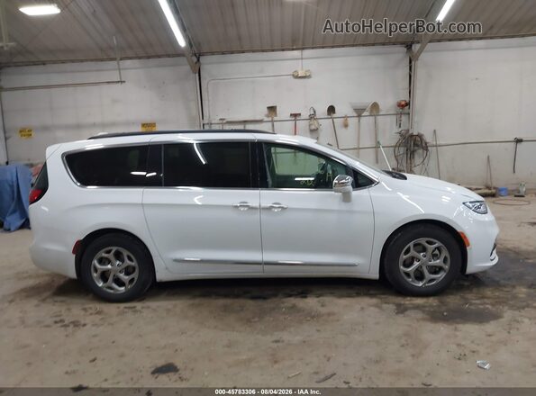 2C4RC1GG4NR178370 2022 CHRYSLER PACIFICA White Vista interior trasera