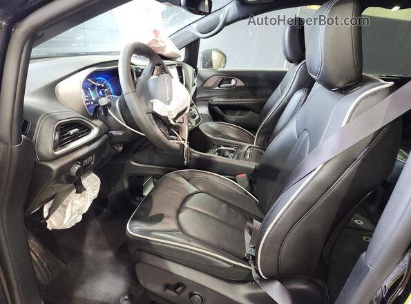 2C4RC1GG4VR557126 2027 CHRYSLER PACIFICA Black 