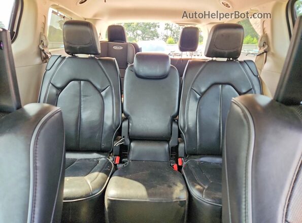 2C4RC1GG5JR245794 2018 CHRYSLER PACIFICA Silver უკანა სავარძლების ხედი