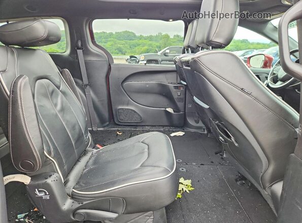 2C4RC1GG5JR289133 2018 CHRYSLER PACIFICA Бордовый Вид задней части салона