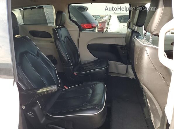 2C4RC1GG5PR620026 2023 CHRYSLER PACIFICA White Rear interior view