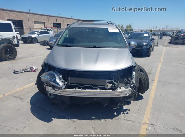 2C4RC1GG6JR320292 2018 CHRYSLER PACIFICA Silver Вид панелі приладів