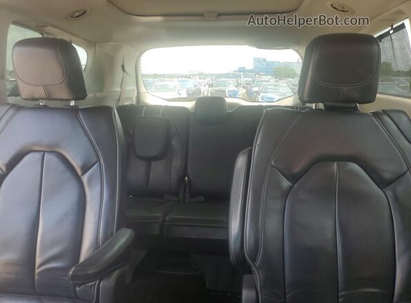 2C4RC1GG6LR240025 2020 CHRYSLER PACIFICA Black Rear seats view