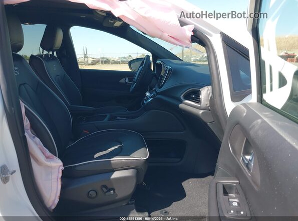 2C4RC1GG6VR578883 2027 CHRYSLER PACIFICA White წინა სალონის ხედი