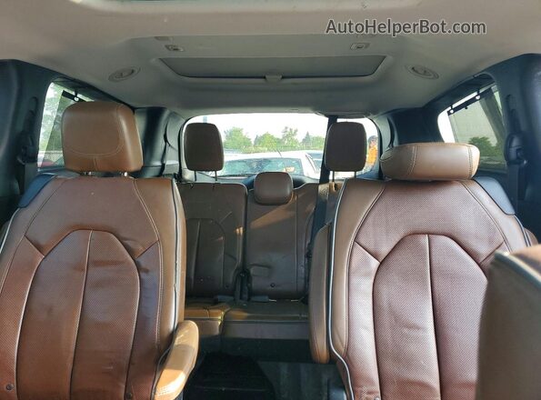 2C4RC1GG7HR553835 2017 CHRYSLER PACIFICA Серебряный Вид задних сидений