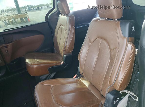 2C4RC1GG7HR770608 2017 CHRYSLER PACIFICA Beige Հետևի նստատեղերի տեսք