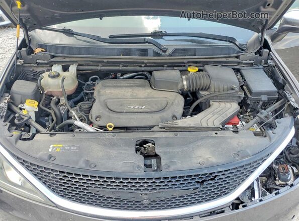2C4RC1GG7HR812260 2017 CHRYSLER PACIFICA Gray Engine compartment view