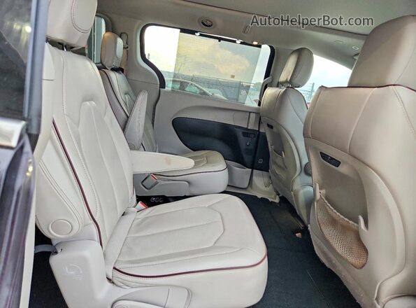 2C4RC1GG7KR550909 2019 CHRYSLER PACIFICA Purple Vista interior trasera