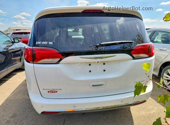 2C4RC1GG8HR821713 2017 CHRYSLER PACIFICA White Vista trasera