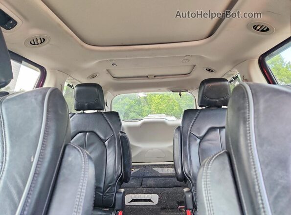 2C4RC1GG8JR170900 2018 CHRYSLER PACIFICA Burgundy Rear seats view