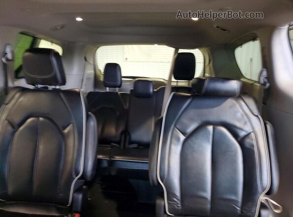 2C4RC1GG8PR533401 2023 CHRYSLER PACIFICA Silver Rear seats view