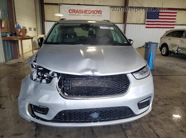 2C4RC1GG8PR533401 2023 CHRYSLER PACIFICA Silver 360 interior view