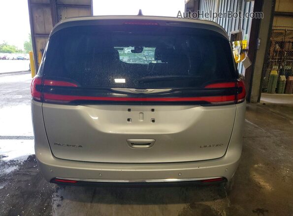 2C4RC1GG8PR533401 2023 CHRYSLER PACIFICA Silver Rear view
