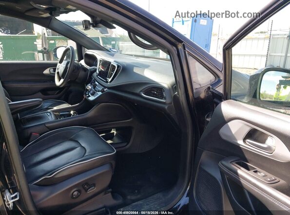 2C4RC1GG8SR537814 2025 CHRYSLER PACIFICA Черный Вид салона спереди