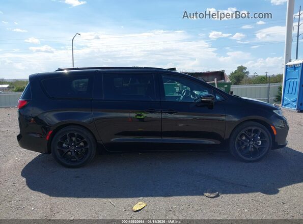 2C4RC1GG8SR537814 2025 CHRYSLER PACIFICA Черный Вид задней части салона