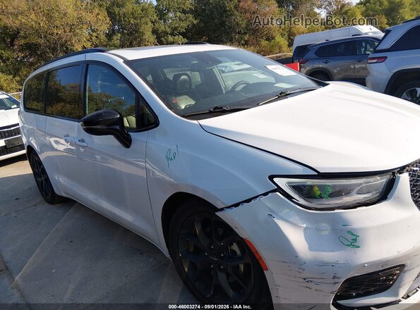 2C4RC1GG8SR539496 2025 CHRYSLER PACIFICA White Rear interior view