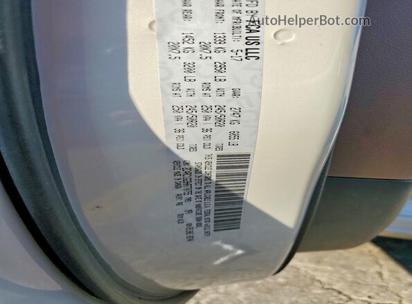2C4RC1GG9HR770755 2017 CHRYSLER PACIFICA White VIN կոդի պիտակի տեսք