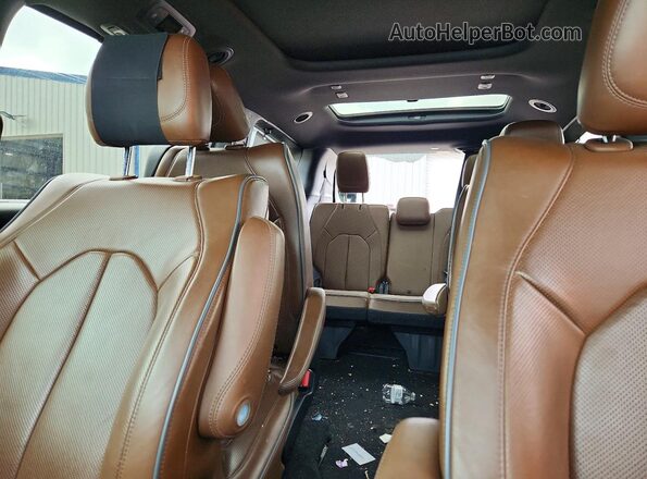 2C4RC1GG9LR103015 2020 CHRYSLER PACIFICA White უკანა სავარძლების ხედი