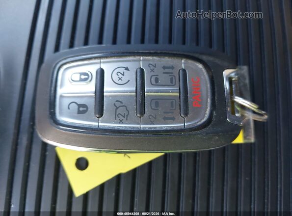 2C4RC1GG9TR208525 2026 CHRYSLER PACIFICA Silver Вид панелі приладів