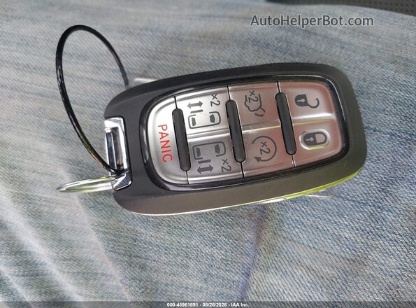2C4RC1GG9VR581423 2027 CHRYSLER PACIFICA White Widok deski rozdzielczej