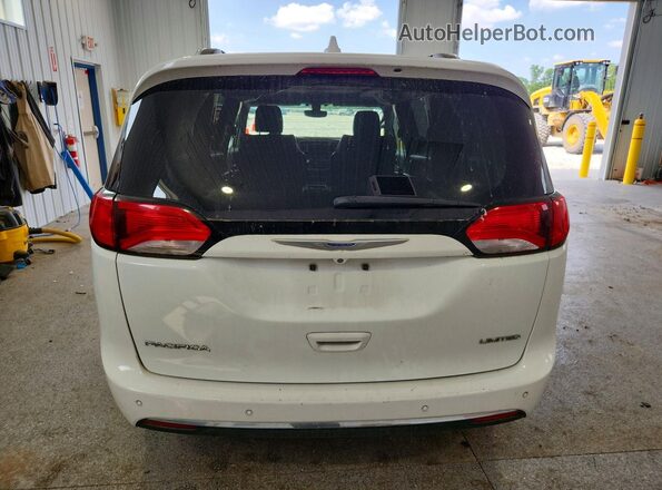 2C4RC1GGXJR320523 2018 CHRYSLER PACIFICA White Widok z tyłu