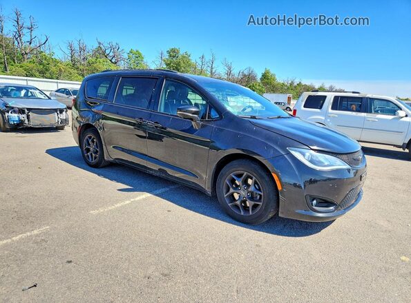 2C4RC1GGXKR605403 2019 CHRYSLER PACIFICA Черный Передняя правая четверть