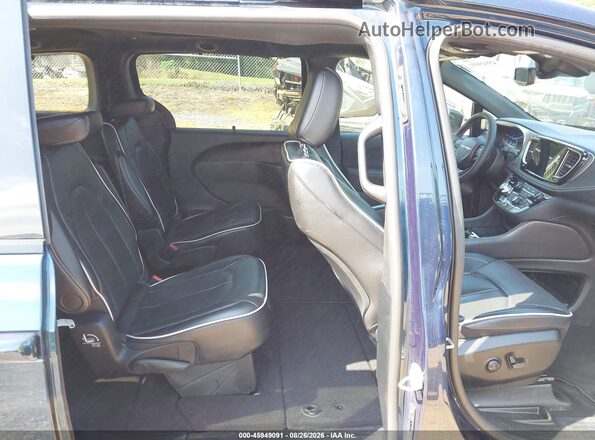 2C4RC1GGXSR512378 2025 CHRYSLER PACIFICA Blue Widok naklejki z numerem VIN