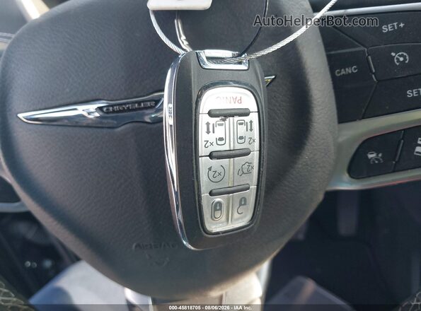 2C4RC1GGXTR188897 2026 CHRYSLER PACIFICA Black Вид панелі приладів