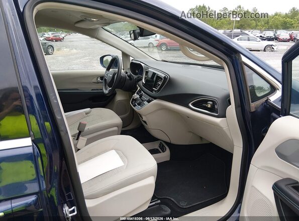 2C4RC1H71JR332980 2018 CHRYSLER PACIFICA Blue წინა სალონის ხედი