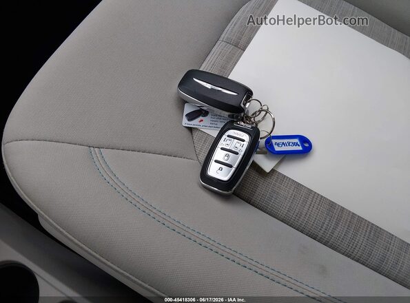 2C4RC1H71JR332980 2018 CHRYSLER PACIFICA Blue წინა პანელის ხედი