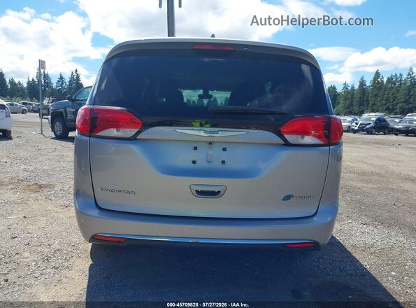 2C4RC1H73HR836196 2017 CHRYSLER PACIFICA Silver 
