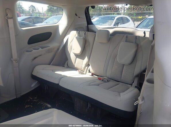 2C4RC1H74JR155485 2018 CHRYSLER PACIFICA Brown Widok naklejki z numerem VIN