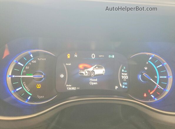 2C4RC1H77JR126997 2018 CHRYSLER PACIFICA Черный Вид щитка приборов
