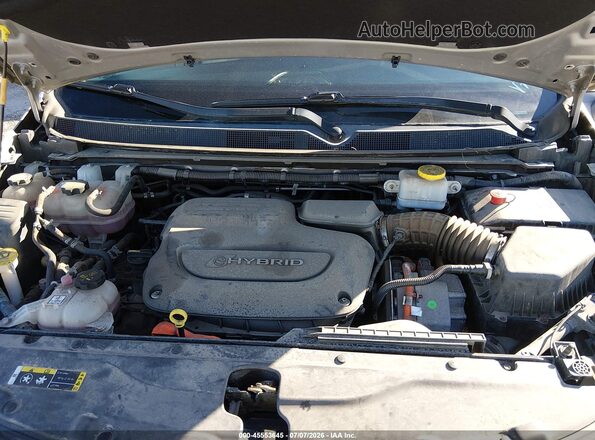 2C4RC1H7XHR797476 2017 CHRYSLER PACIFICA Silver Widok z tyłu
