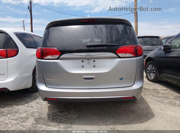 2C4RC1H7XHR797476 2017 CHRYSLER PACIFICA Silver 