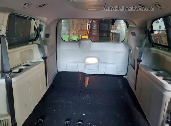 2C4RC1JG9GR261983 2016 CHRYSLER TOWN Черный Вид задних сидений