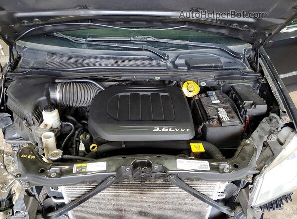 2C4RC1JG9GR261983 2016 CHRYSLER TOWN Черный Вид подкапотного пространства