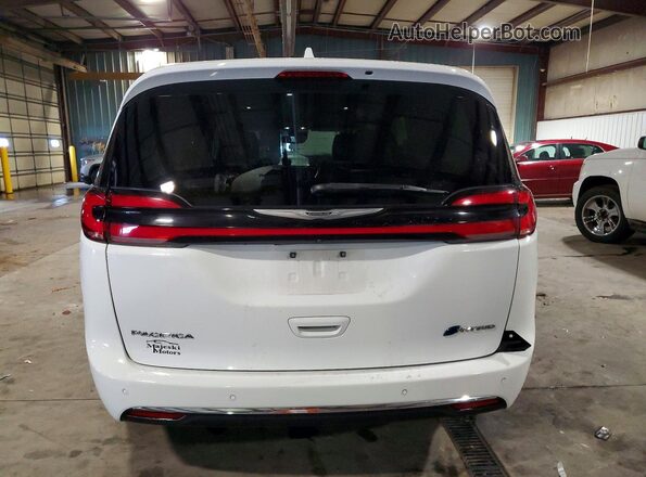 2C4RC1L71NR139600 2022 CHRYSLER PACIFICA White Vista trasera