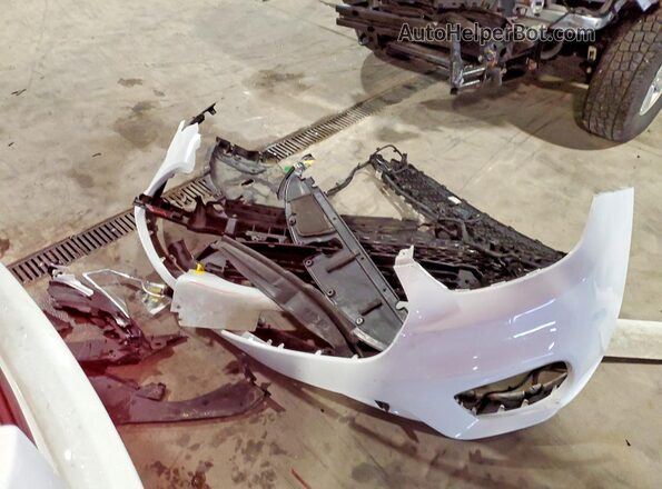 2C4RC1L71NR139600 2022 CHRYSLER PACIFICA White Vista de la etiqueta del VIN