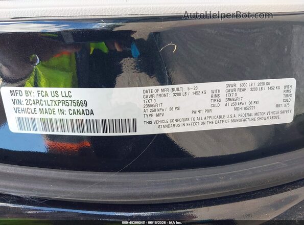 2C4RC1L7XPR575669 2023 CHRYSLER PACIFICA Black Vista del compartimento del motor