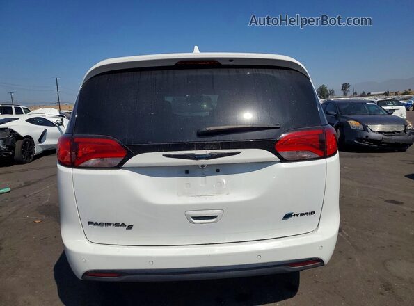 2C4RC1N78LR263292 2020 CHRYSLER PACIFICA Белый Вид сзади