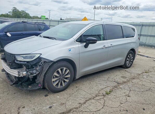 2C4RC1S70RR147386 2024 CHRYSLER PACIFICA Silver Tył prawy