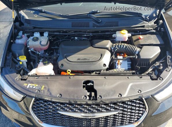 2C4RC1S74RR150033 2024 CHRYSLER PACIFICA Black Widok komory silnika