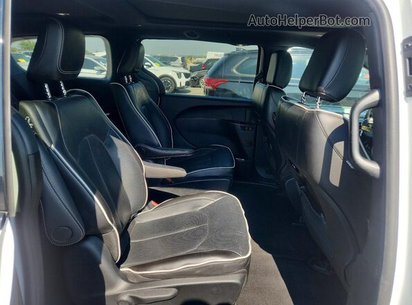 2C4RC1S75RR122029 2024 CHRYSLER PACIFICA White Вид задньої частини салону