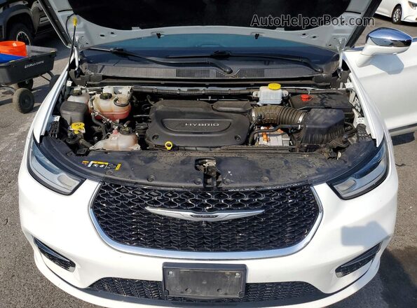 2C4RC1S76NR173792 2022 CHRYSLER PACIFICA White Vista del compartimento del motor