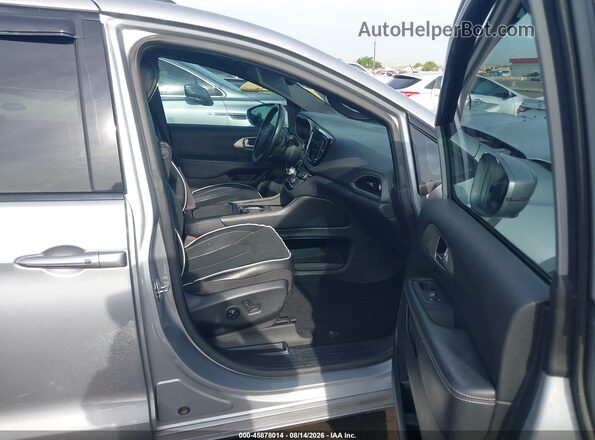 2C4RC1S77MR540424 2021 CHRYSLER PACIFICA Silver Widok wnętrza z przodu