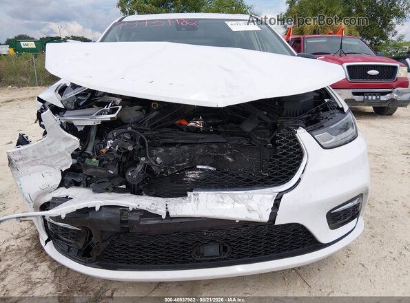 2C4RC1S77RR185147 2024 CHRYSLER PACIFICA White ხელსაწყოთა პანელის ხედი