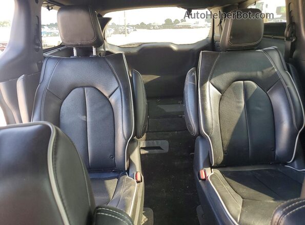2C4RC1S79MR586529 2021 CHRYSLER PACIFICA Gray უკანა სავარძლების ხედი