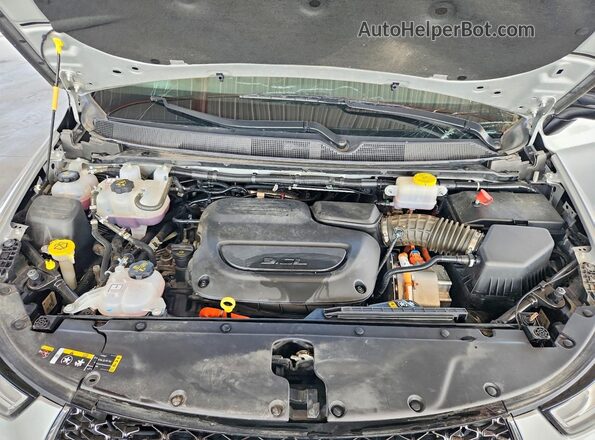 2C4RC1S79RR137570 2024 CHRYSLER PACIFICA Silver Շարժիչի բաժամունքի տեսք